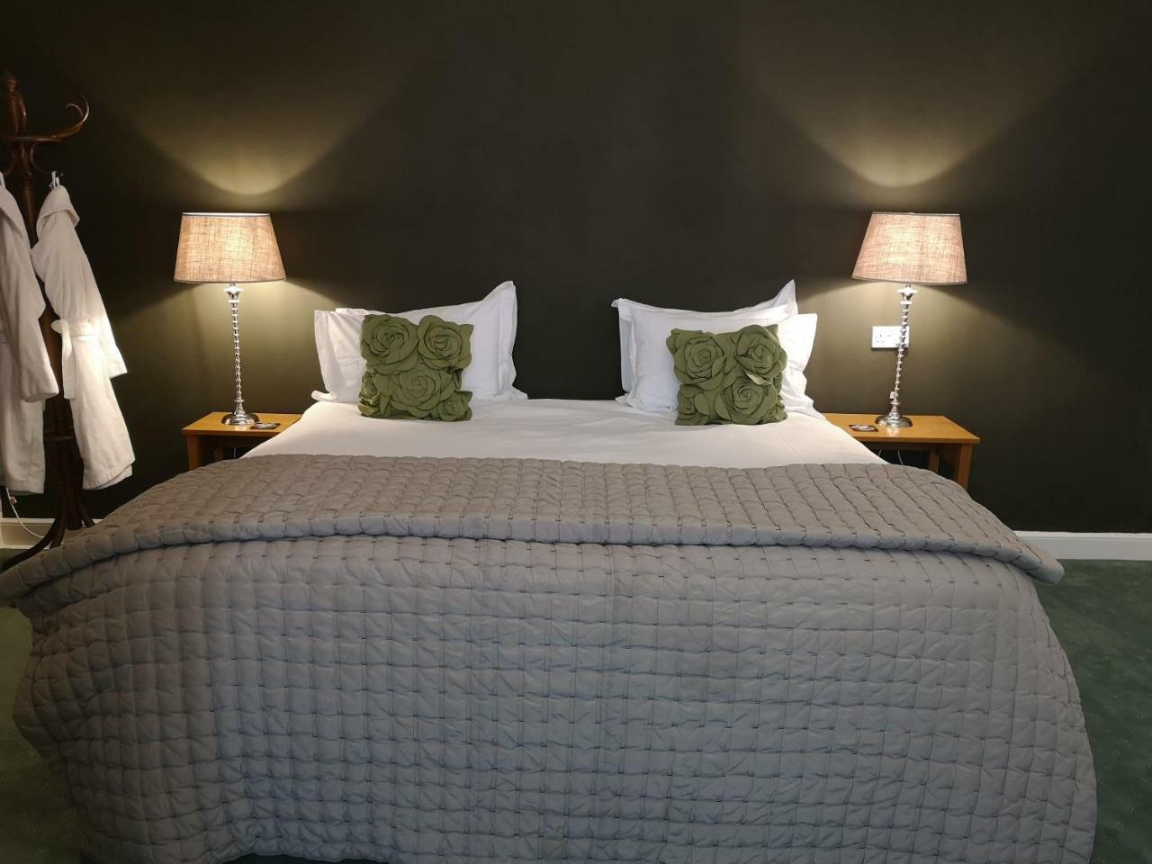 The Priory Bed & Breakfast มิดเดิลแฮม ภายนอก รูปภาพ